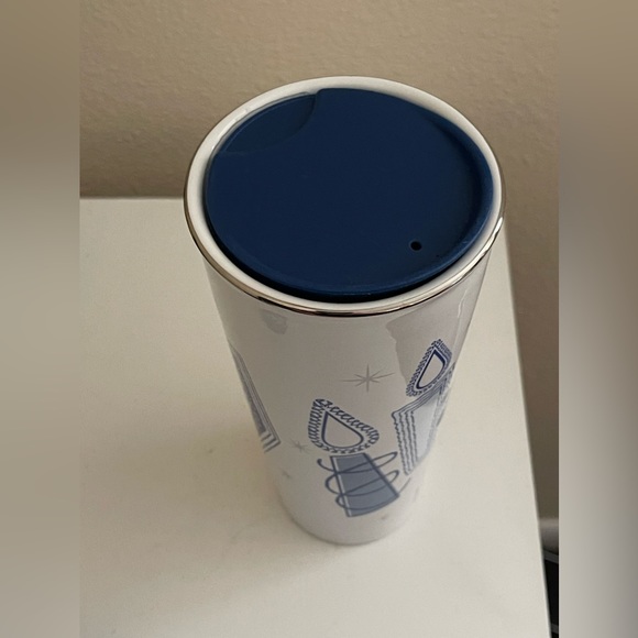 Disney Mickey & Minnie Ceramic Cup 397 ml/ 14 oz - Picture 3 of 5